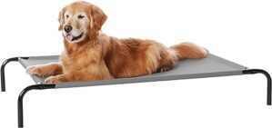 Amazon Basics Kühlendes erhöhtes Hund Haustierbett, Grau, Größe L, L 130 x B 80 x H 19 cm