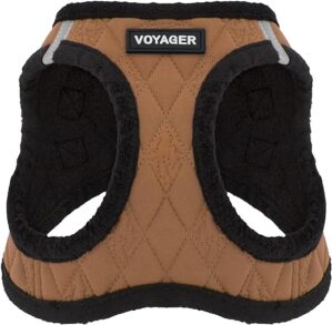 Voyager Step-In Plüsch Hundegeschirr – Weicher Plüsch Step In Vest Geschirr für kleine und mittelgroße Hunde von Best Pet Supplies – Beige Plüsch, XS (Brustumfang: 33-36,8 cm)